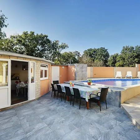 Amarilla Ferienhaus *