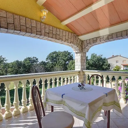 Ferienhaus Amarilla Medulin